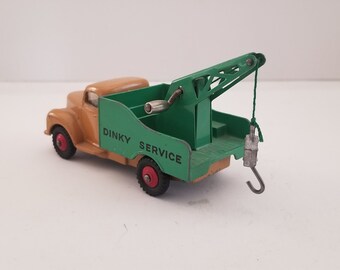 Dinky 430, Commer Breakdown lorry - Free Price Guide & Review