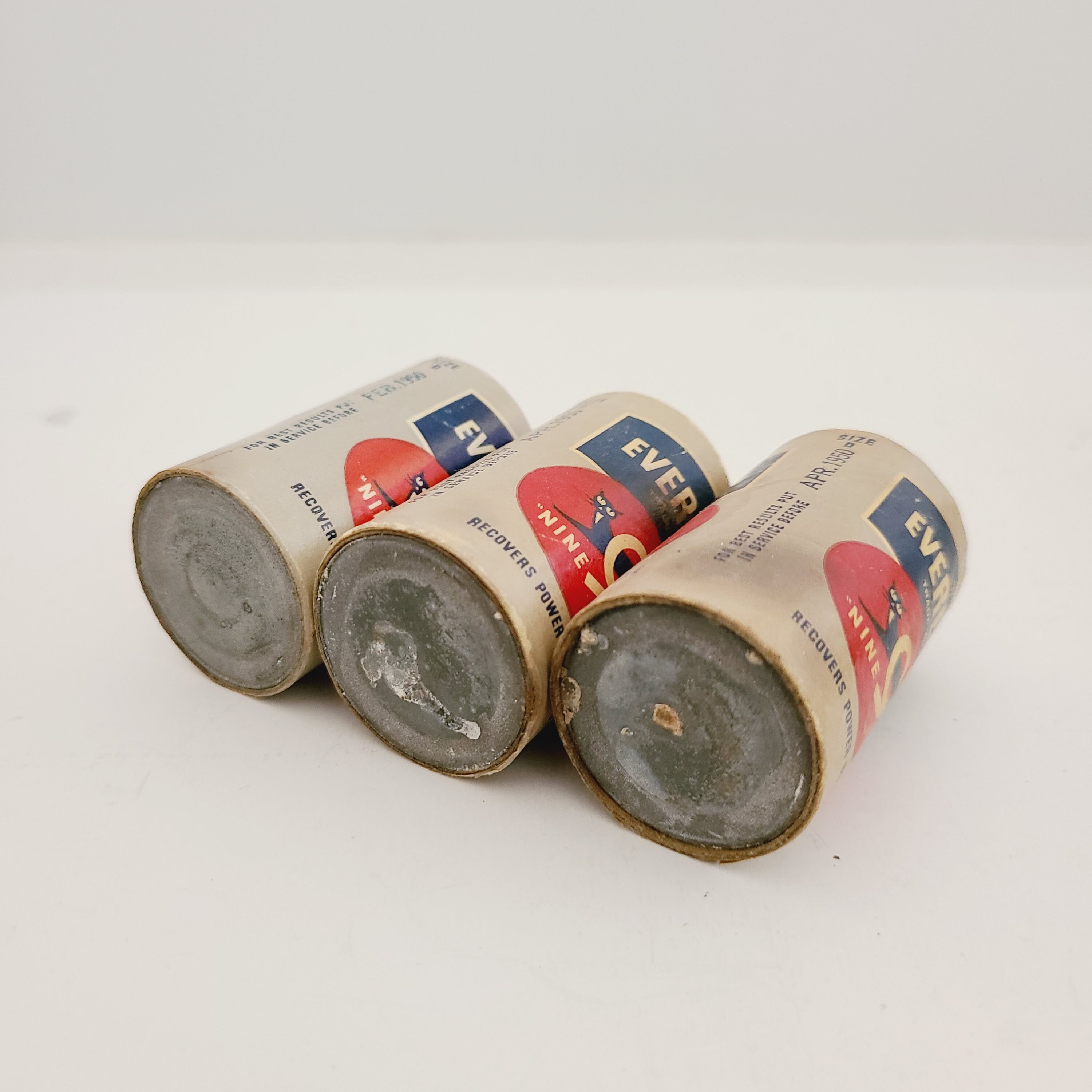 Vintage Eveready D Cell Battery Lot: Black Cat 9 Lives, 1950s