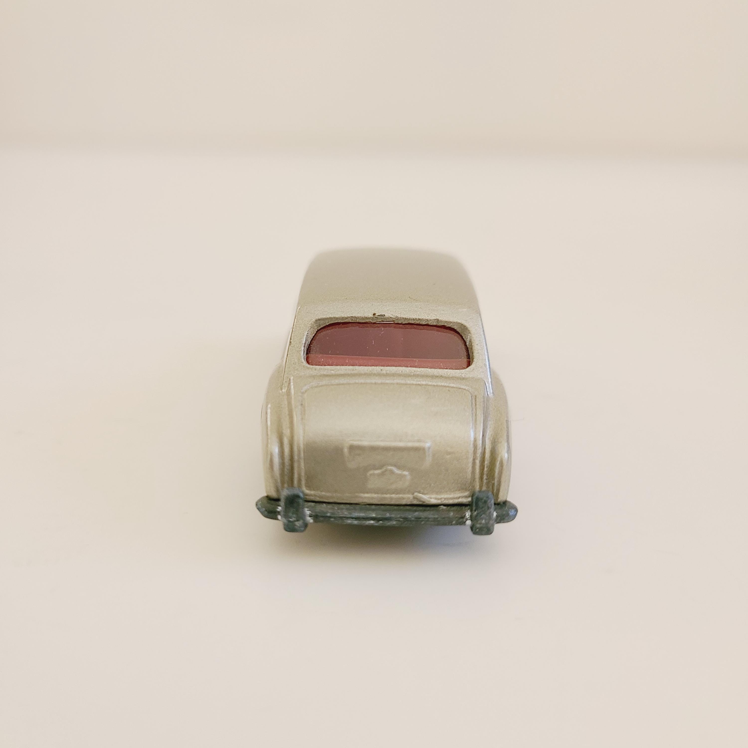 Vintage 1976 Tomica Rolls Royce Phantom No. F6 - 1/78 Scale - Etsy Vintage 1976 Tomica Rolls Royce Phantom No. F6 - 1/78 Scale - Etsy