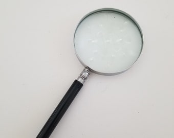 Vintage late 1980's  magnifying glass marked Magnalux Korea 3" glass nice and clean with no deep scratches