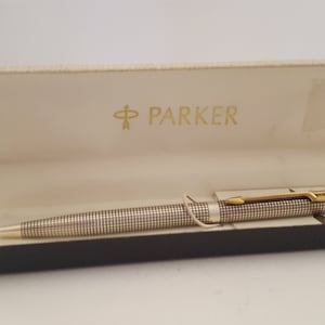 Vintage circa 1967 Parker International Classic Cicele ballpoint pen, Sterling silver beauty, original hard box case
