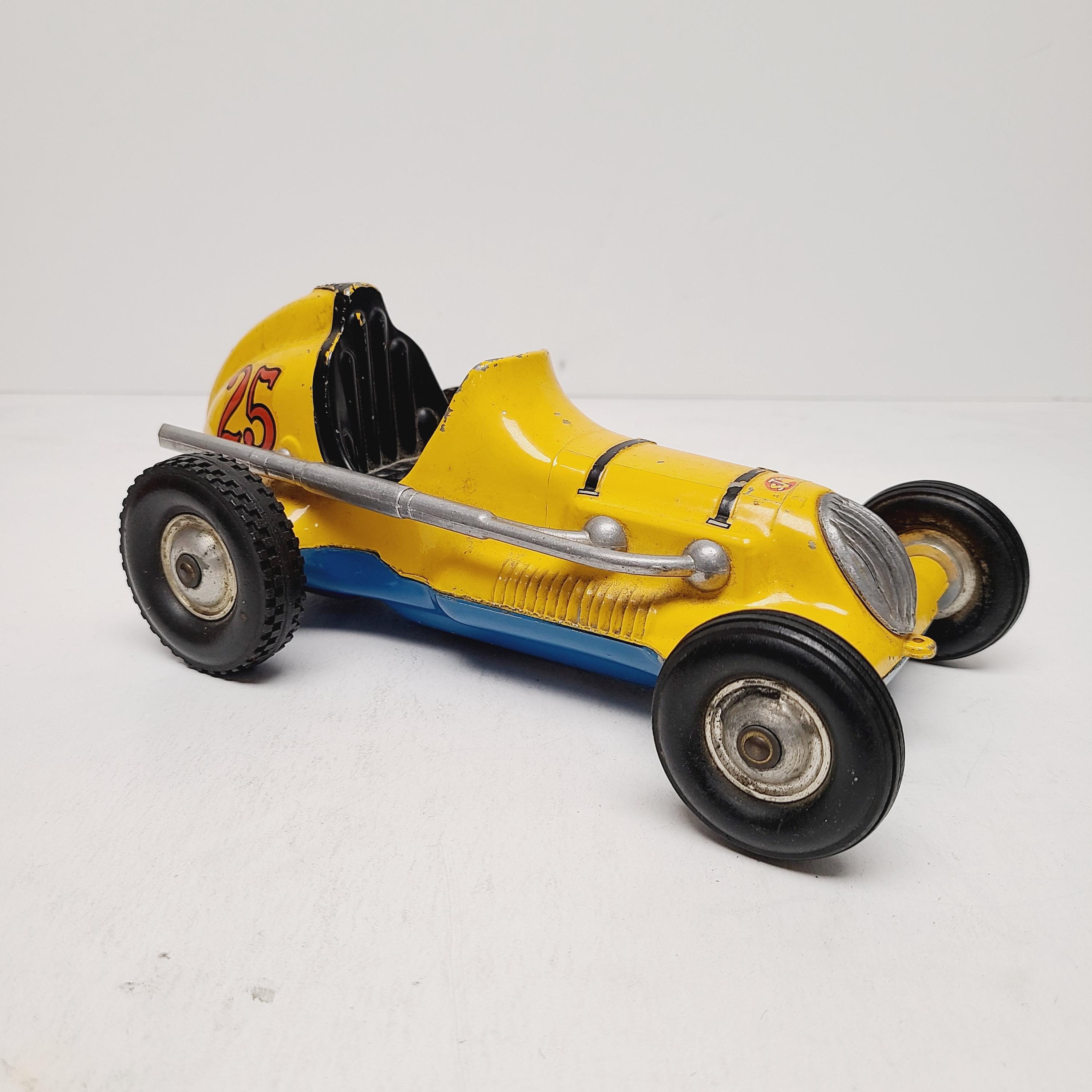 Vintage 1950's Roy Cox Champion Thimble Drome Tether Car No. 25