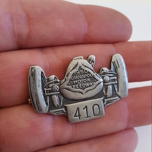 Vintage 1950 Indianapolis Motor Speedway pit/press pass original with repair to pin