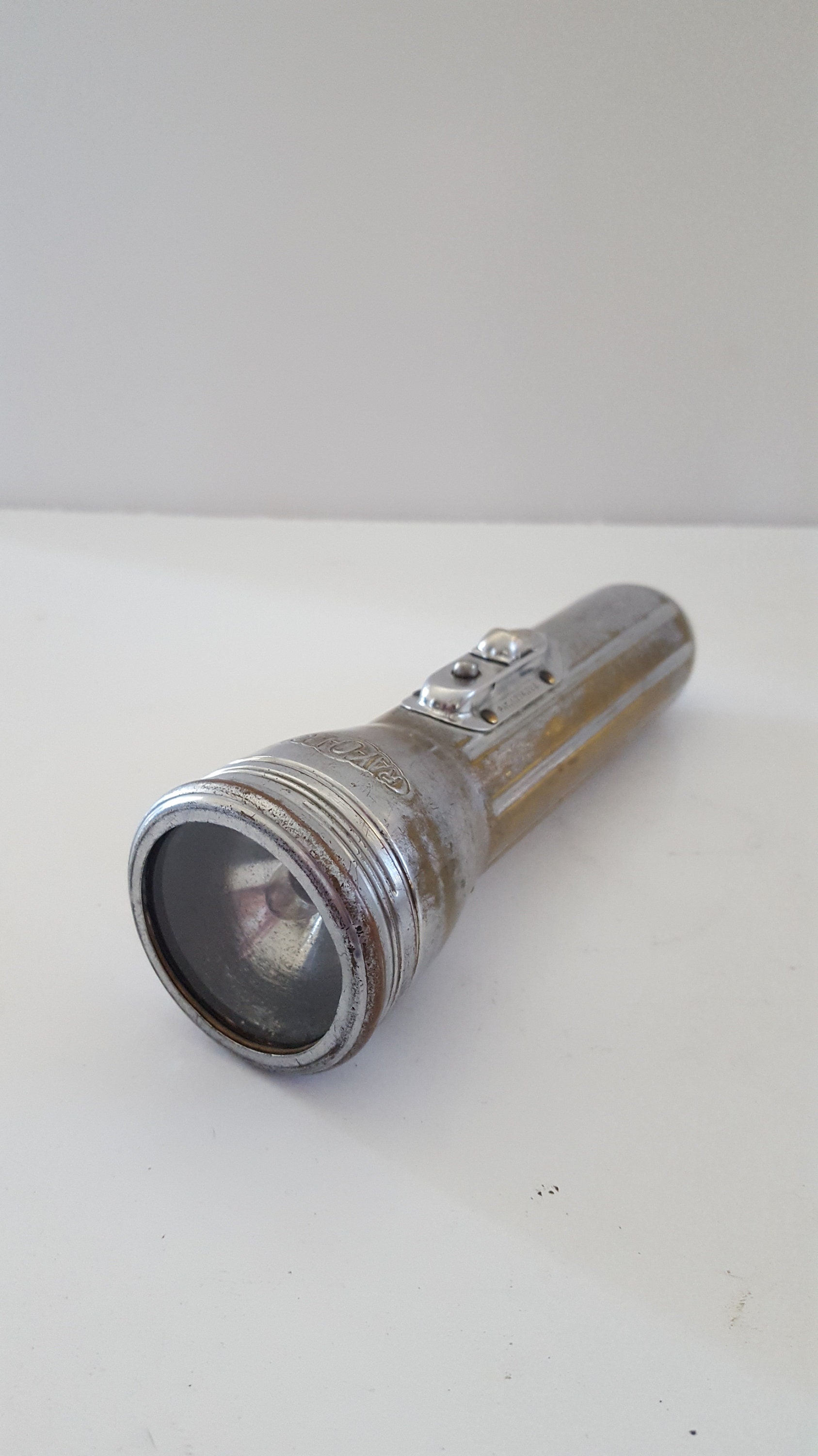 RAY-O-VAC レイオバック 懐中電灯 フラッシュライト ランタン RAY-O-VAC レイオバック 懐中電灯 フラッシュライト ランタン | APPS