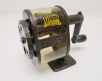 Vintage 1930's Automatic Pencil Sharpener Co (APSCO) Giant 6 size pencil sharpener, mounts to desk or wall