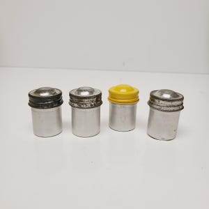 Vintage 1970&#39;s 4 unmarked Film canisters 35 mm aluminum, good condition with wear