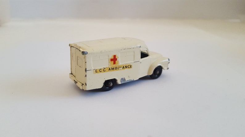 Match box Lomas Ambulance - Collection