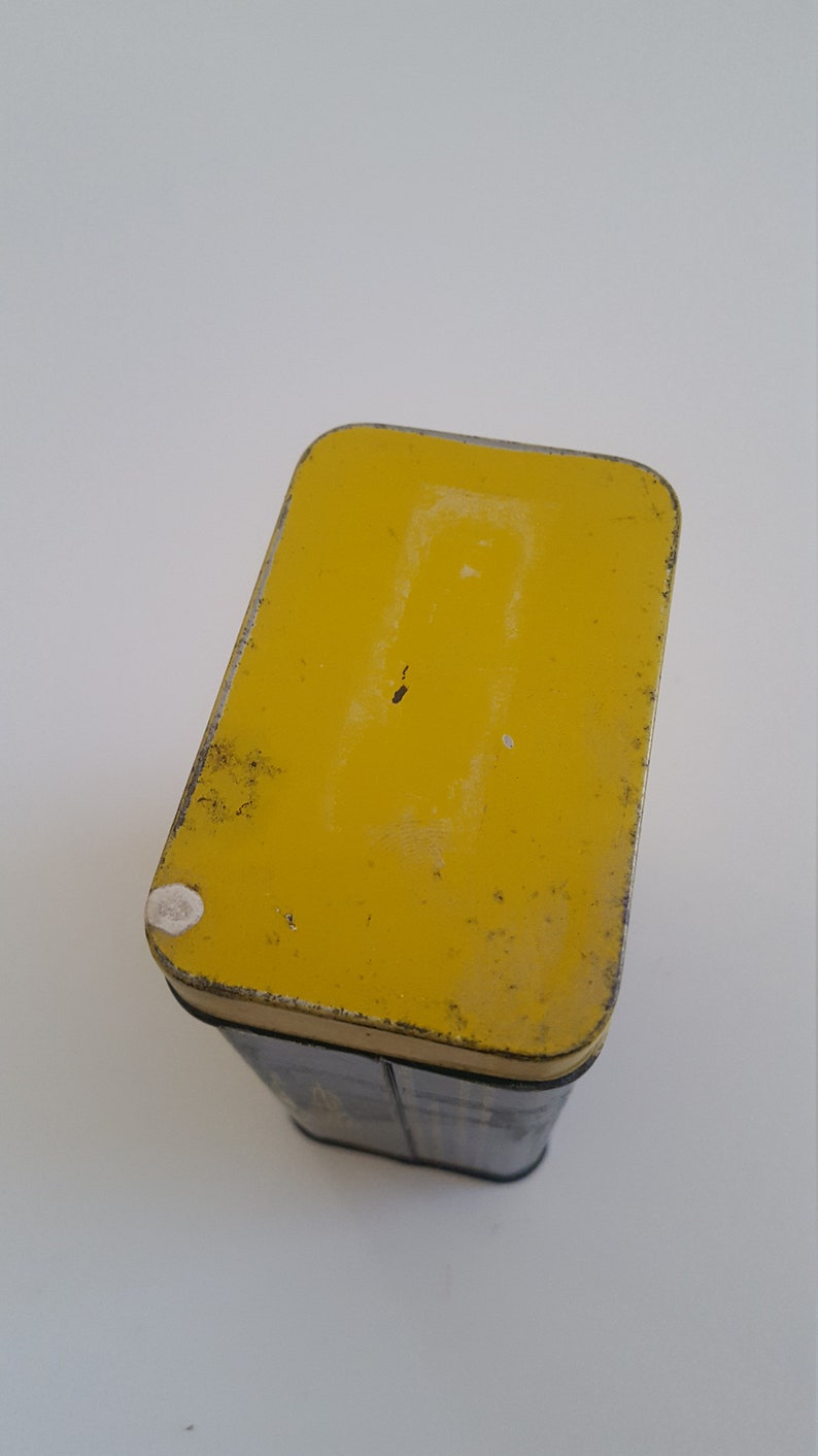 Vintage 1930's to 1940's ASCO Git Um Dust Cloth tin Etsy