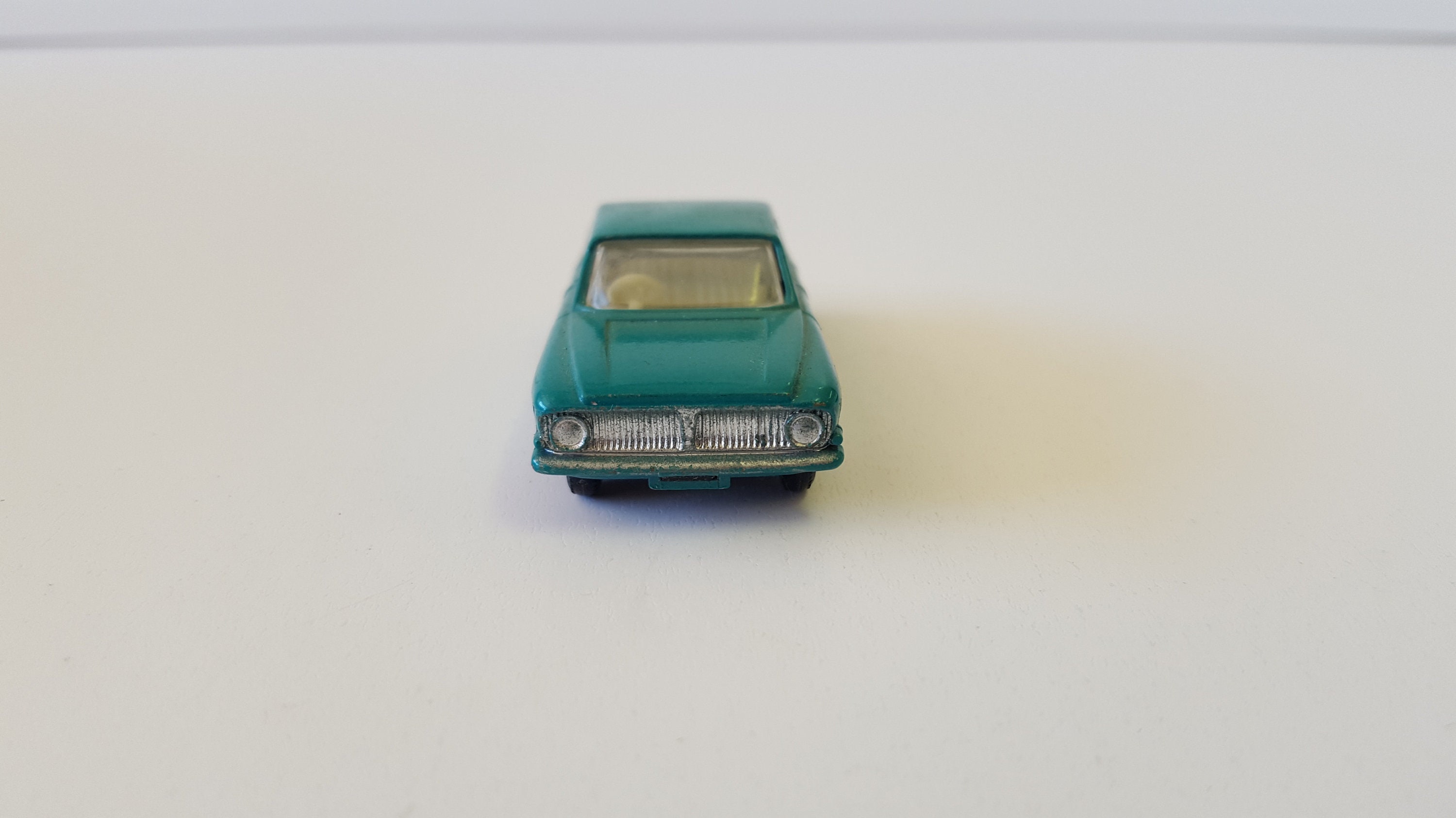 Vintage Matchbox Series No 33 B3 Ford Zephyr 6, Made in
