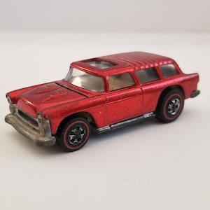 Vintage 1970 Hot Wheels Redlines Classic Nomad nice paint with just a couple chips and wear to original tires.