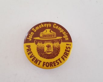 US FIRE FIGHTER CALIFORNIA FORESTRY FIRE PROTECTION LAPEL PIN BADGE 1 INCH 