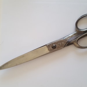 Vintage circa 1950&#39;s Boker Tree Brand tailors straight trimmers cleaned