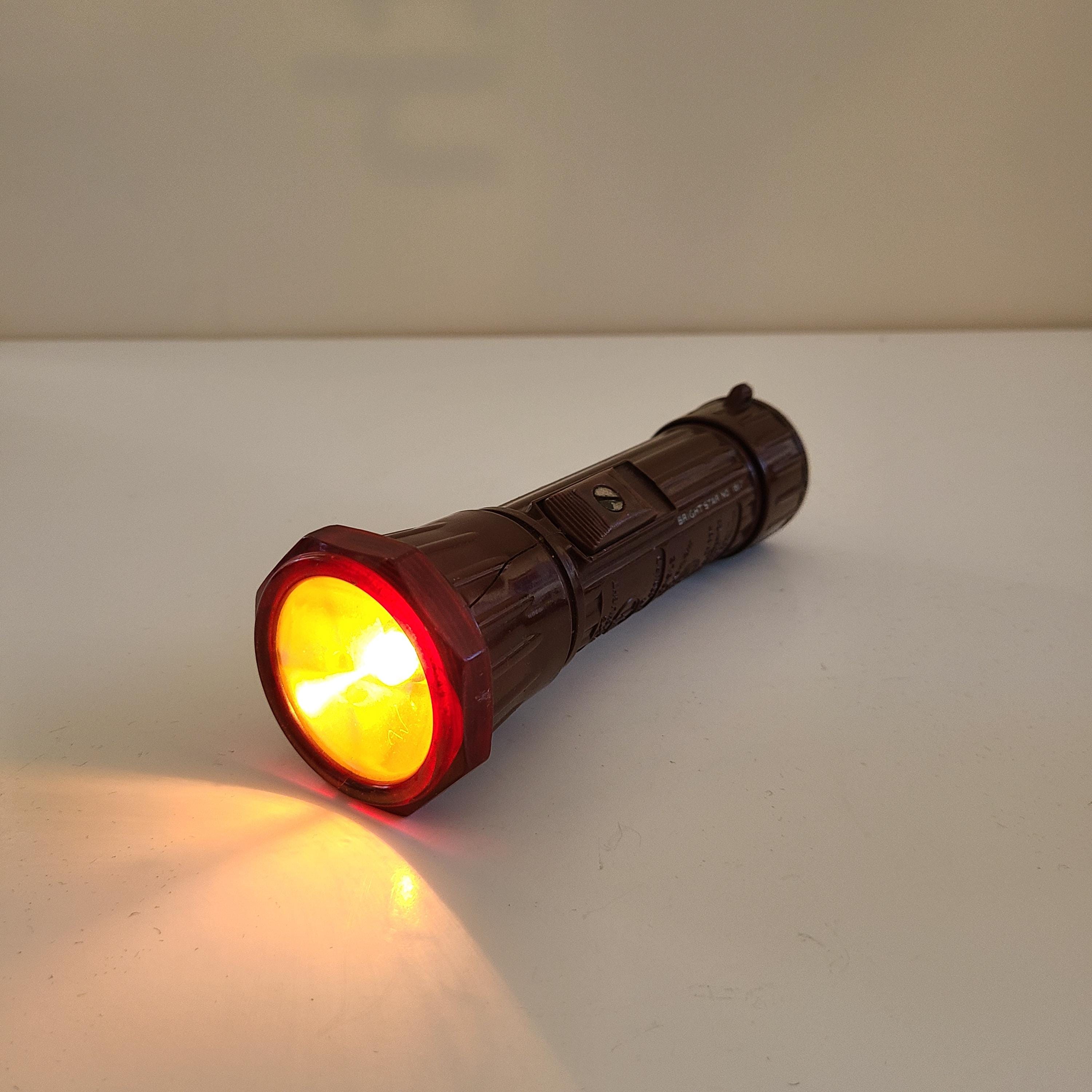 bright star rechargeable flashlight Razor FSL Dual-Light Magnetic LED Flashlight, 14,000 Candela, 10-Hour Runtime, Hands-Free Magnetic Base, Rugged Safety Flashlight, Includes 3 AA Batteries Tools & Home Improvement outputs 90 lumens of light KBS Innovations Lighthawk LED Gen
