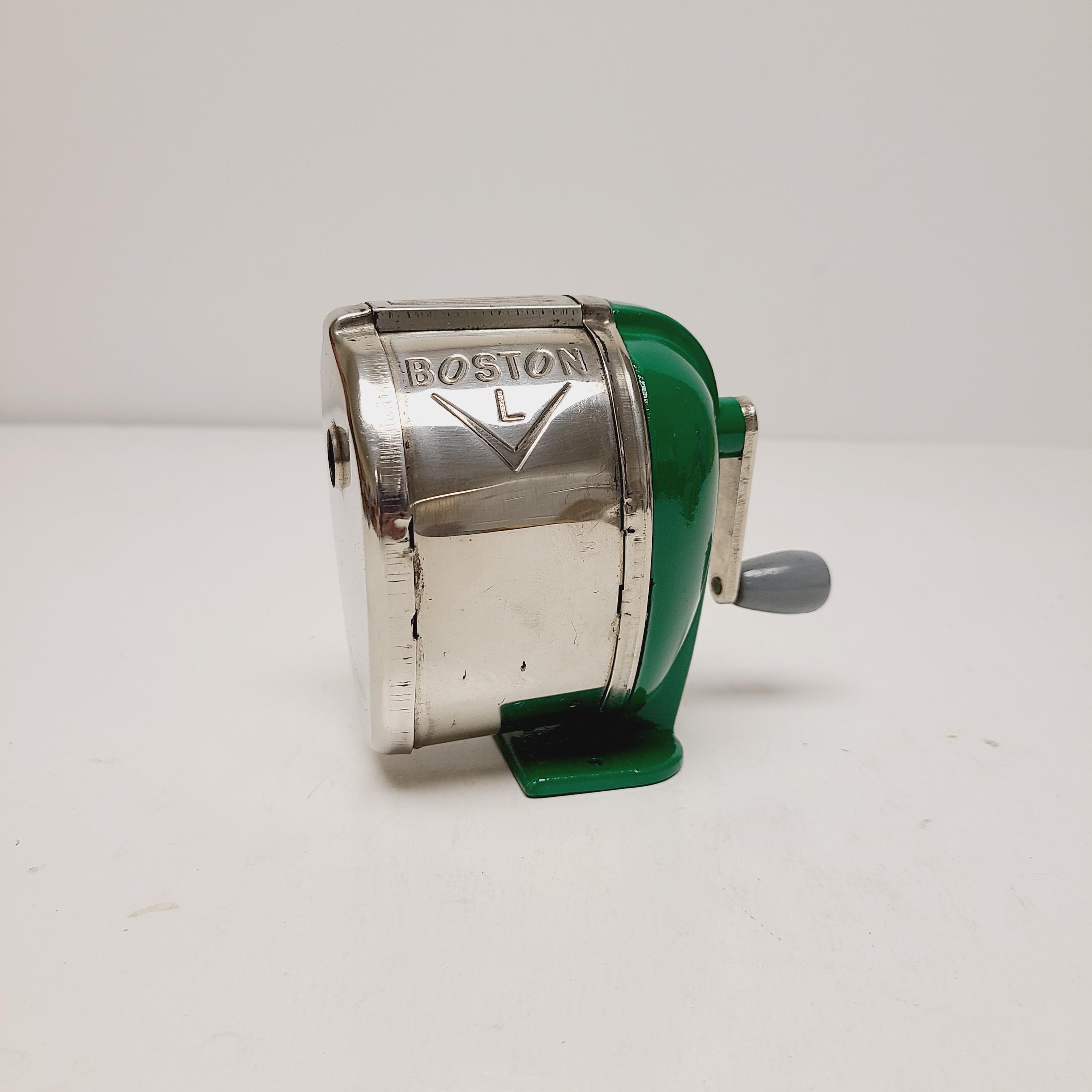 その他 BOSTON  PENCIL SHARPENER Crawls Backward (When Alarmed): Boston KS Pencil Sharpener
