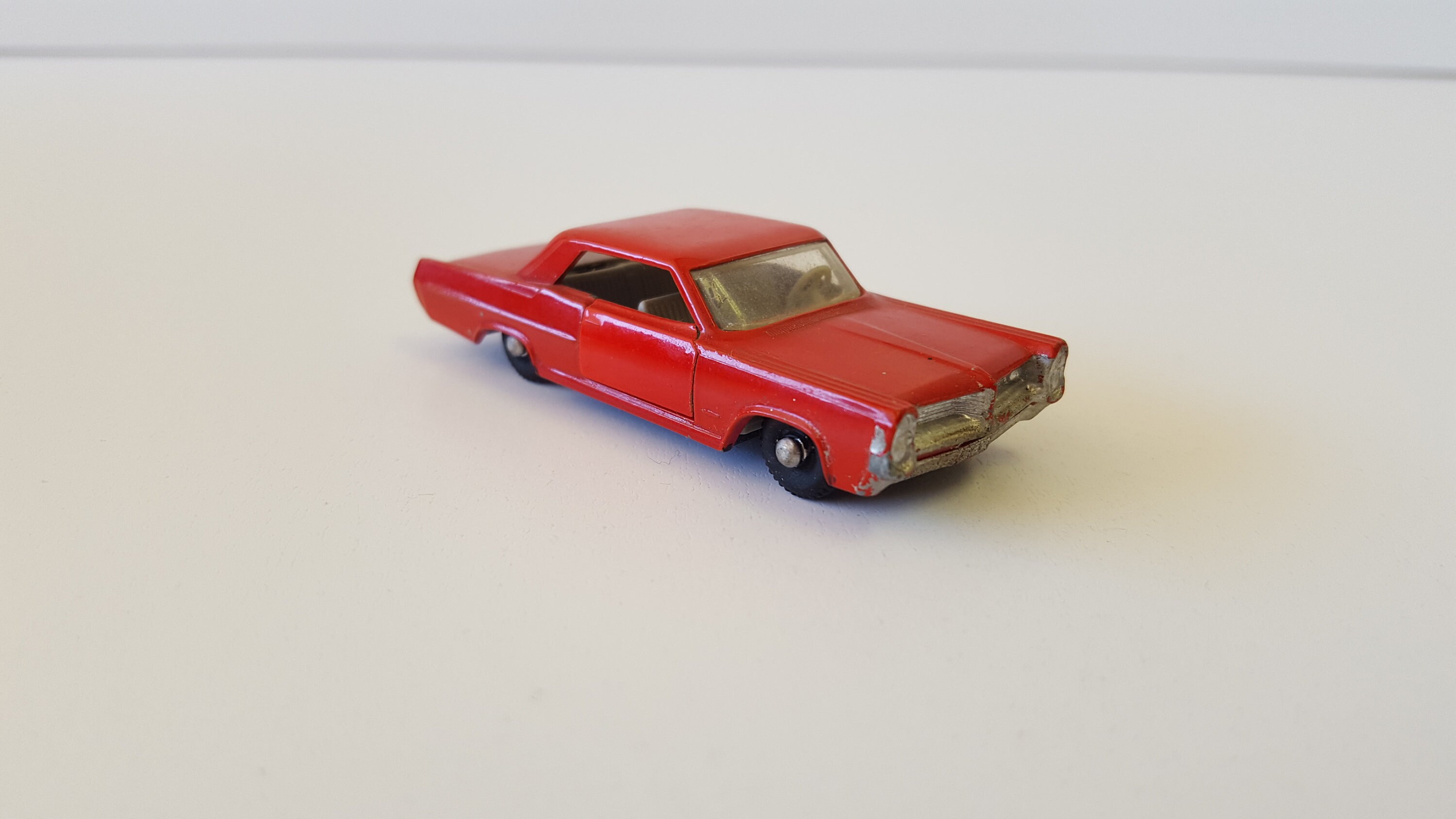Vintage 1965 Matchbox Lesney Pontiac GP Sports Coupe No 22 - Etsy