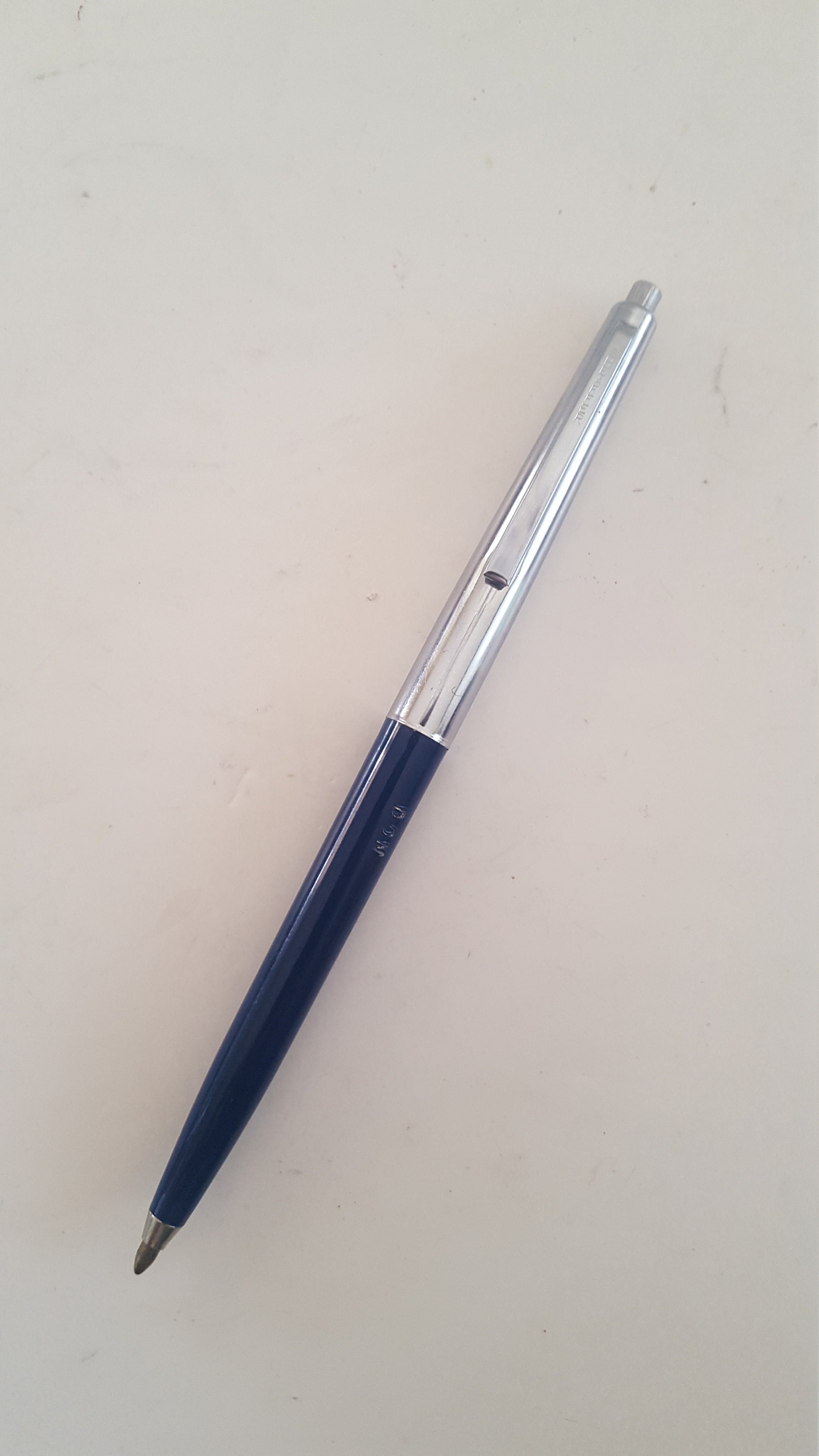 Vintage Circa 1970's Sheaffer Ballpoint Pen (dry) Nice Blue