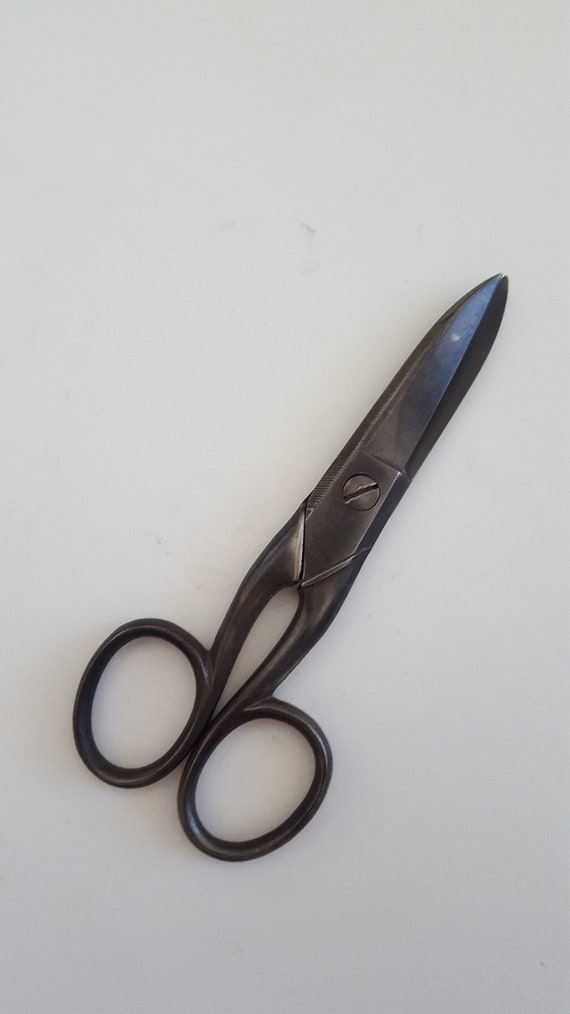 Vintage Pair of Klein Tools Inc Electricians Scissors, No.2100-7