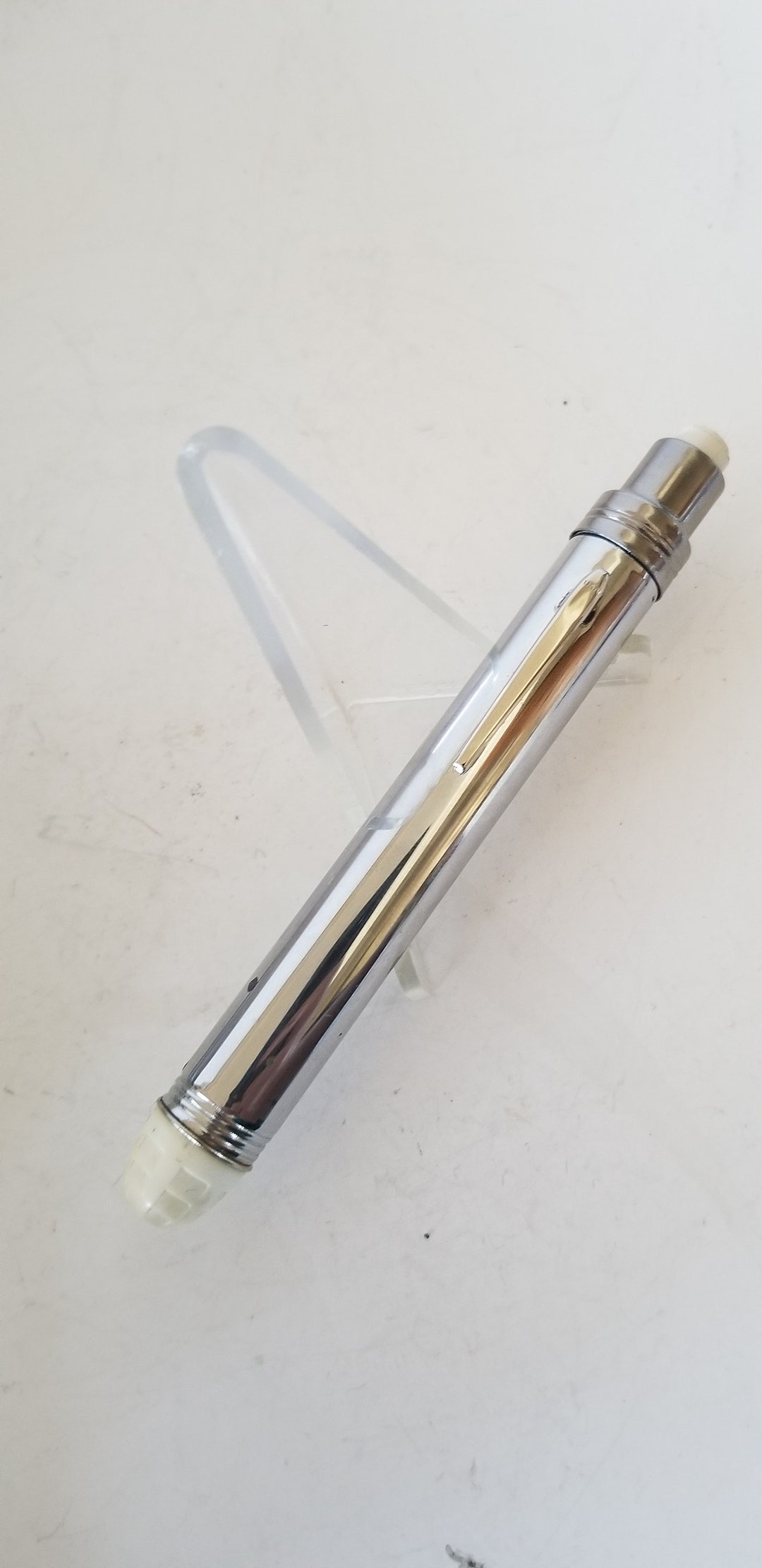 Vintage Unmarked Exam/ Penlight Flashlight White Plastic Etsy