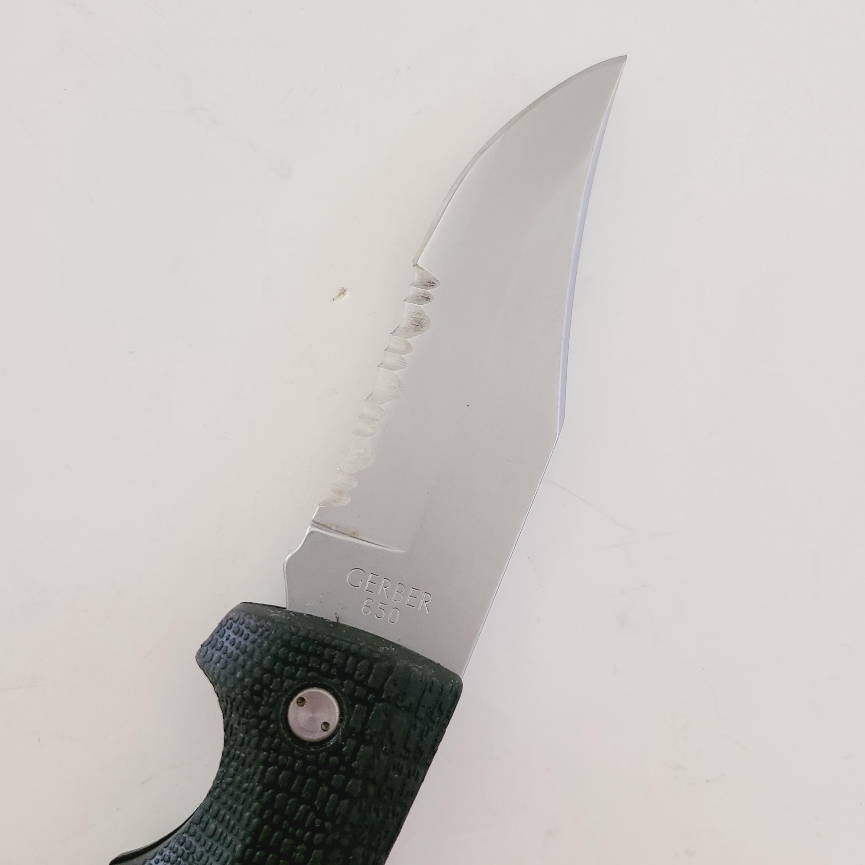 Vintage Gerber Gator Knife: Model 650 Half Serrated Blade, USA 