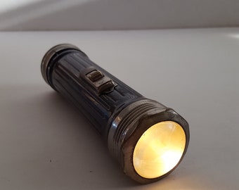 Vintage 1930s Niagara Searchlight Flashlight: Painted Brass