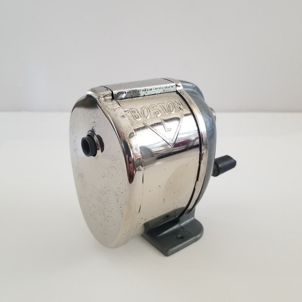 Vintage 1963 Boston L single standard  pencil size sharpener, nice cleaned example, Hunt Manufacturing Co. Statesville, NC