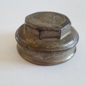 Antique Circa 1916-1918 Cadillac Wheel Hub Grease Cap 9-point Crown ...