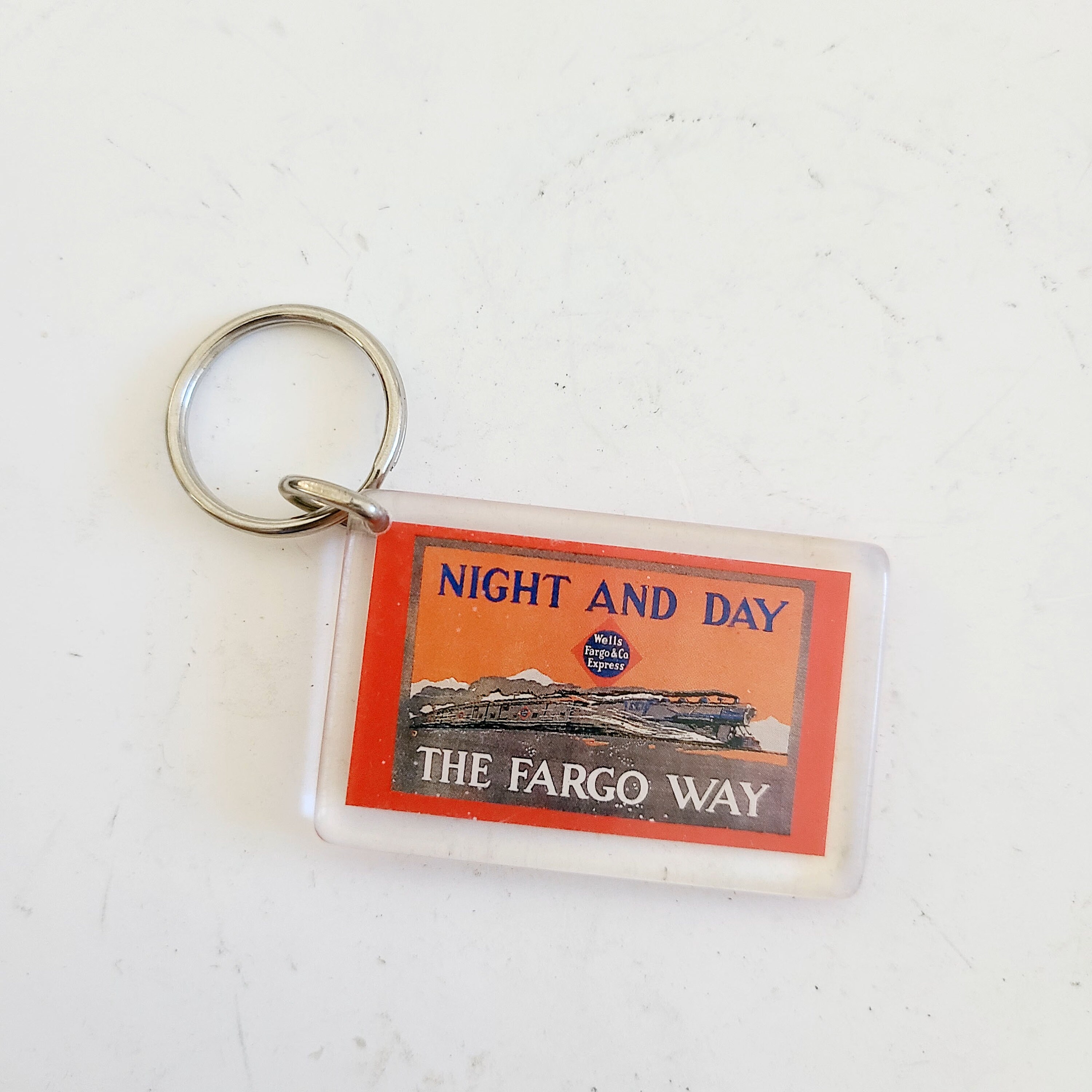 Wells Fargo ノベルティプレート 1982年製 Details West 50' combo door boxcar Burlington Northern