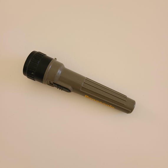 1980w rechargeable flashlight 80Eighty Pocket this flashlight features a robust body design constructed of rugged machined aluminum 1980s Flashlight | eBay