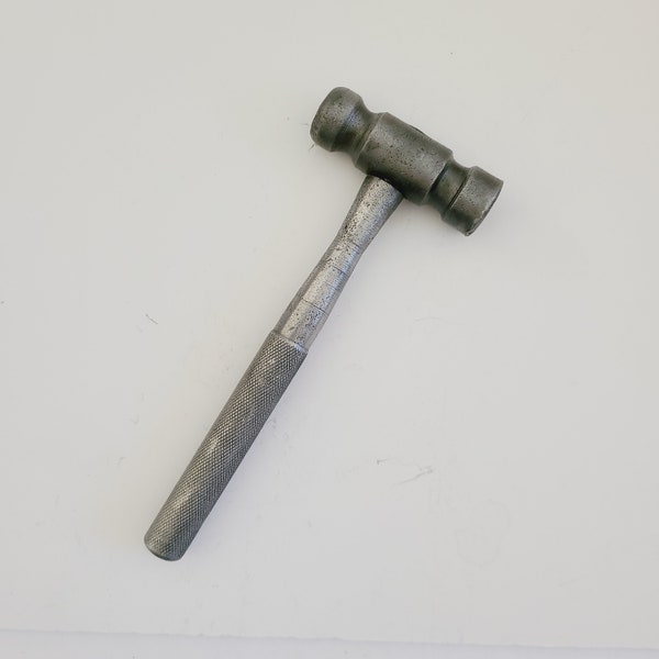 Vintage 1950's ball pein metalsmith hammer/riveting hammer, possible shop school project knurled handle