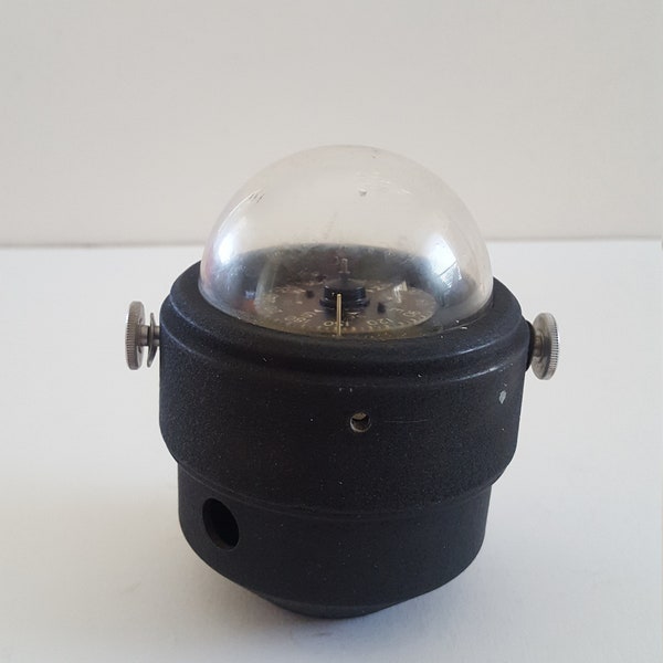 Vintage 1950's Airguide Automotive or possibly Marine application compass with metal case, powdercoat finish