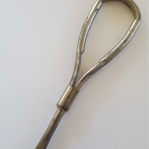 Vintage sewing machine screwdriver, slot head screws, unmarked Singer Sewing tools
