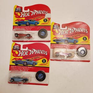 Vintage Hot Wheels from 1993 Beatnik Bandit in Collector&#39;s Edition, on original card with some bumps price is for one,choose color variation