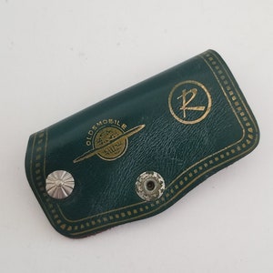 What fits inside Louis Vuitton Key Pouch Old 2012 vs New Model 2020 