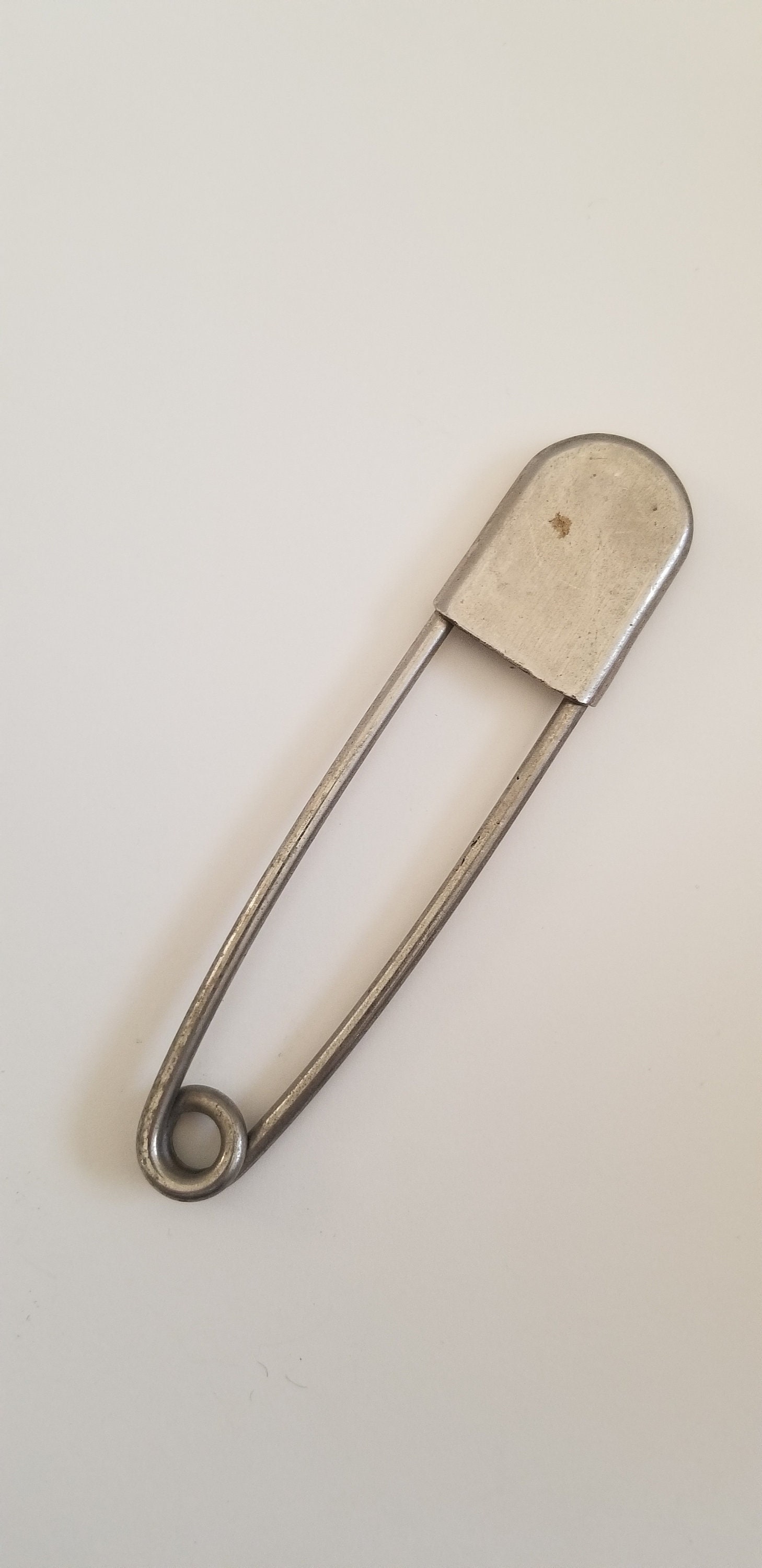 72 Wholesale Jumbo Metal Safety Pins - at 