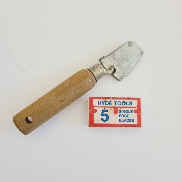 Vintage late 1970's razor blade scraper made by Warners, cleane Made in USA wood handle with pack of blades