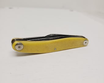 Vintage Ka-Bar Stockman model 1097 brass lock liners and pin bolsters folding knife, use in nice used condition 1970's