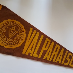 Vintage 1930s Valparaiso University Felt Pennant