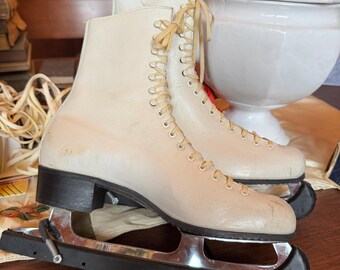 Vintage Johnson’s Nordic Figure Skates 817W White Size 7