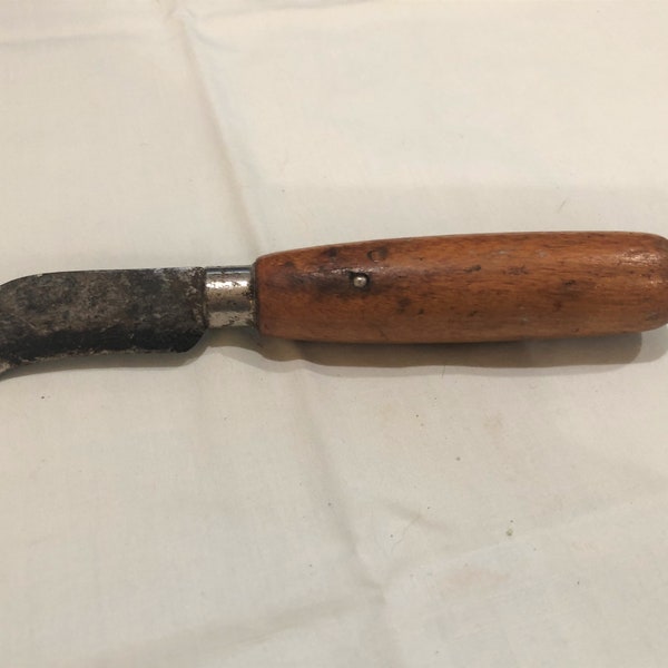 Vintage Utility Carpet Linoleum Hawkbill Cutter Knife w/Wood Handle