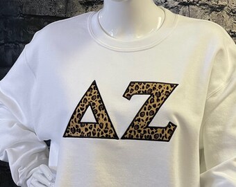 delta zeta stitched letters