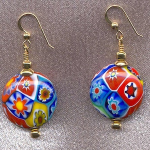 Millefiori Murano Glas, feinste Qualität, mehrfarbiges Mosaik, 22mm scheibenförmige Perlen, handgefertigt auf der Insel Murano, Italien.