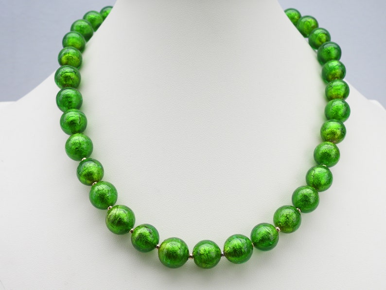 Green Murano Glass, Venetian Bead Necklace, 24 Karat Gold Foil, 12mm Round, Handmade, Lampworked, Emerald Green Italian Beads image 2