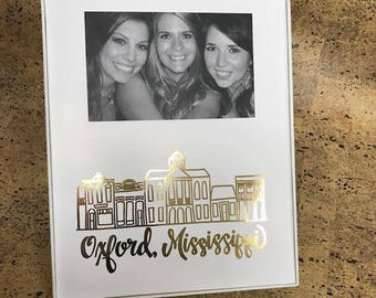 Metallic Gold Oxford Square Frame