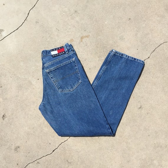 90s Tommy Jeans // tommy hilfiger jeans//vintage t