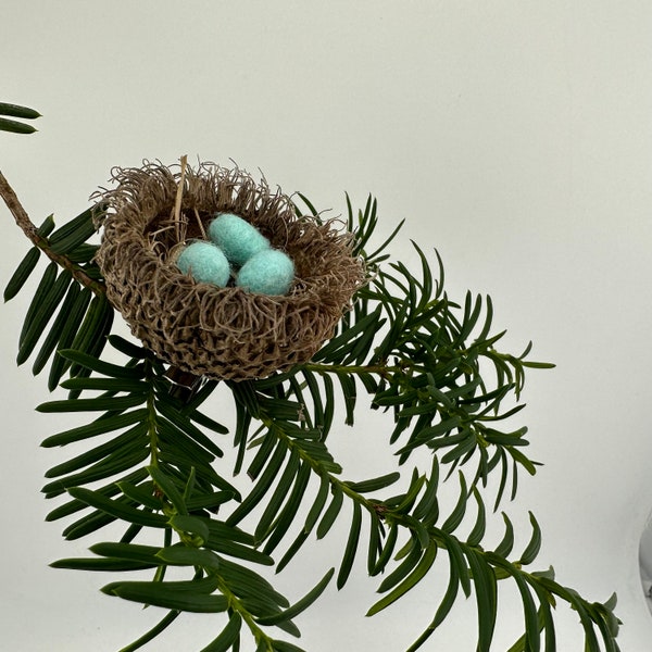 Bird nest ornament made from felted wool and huge burr oak acorn--3 colors available