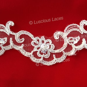 Beaded Lace, gegratineerde Lace, Bridal Lace, zacht golvende Lace, ivoor Lace, bruiloft Trim, Lace met kleine kralen