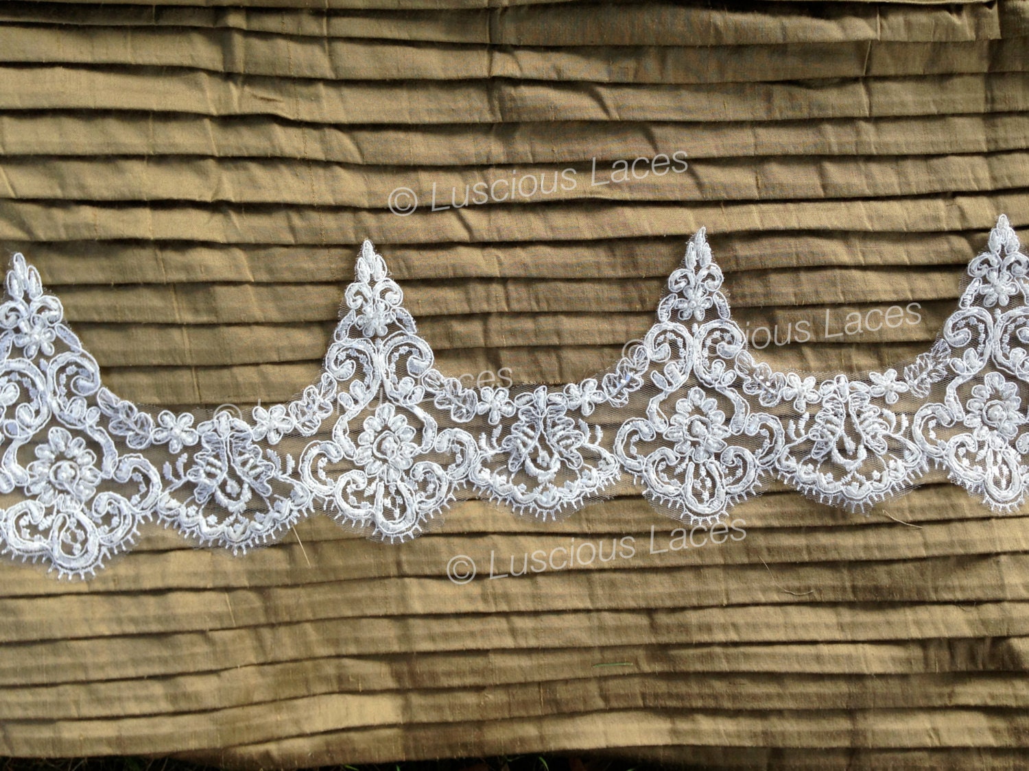 Tira Bordada Blanca Encaje De Algodón Blanco O Crema Con Borde Festoneado -  Para Manualidades, Bodas, Vestidos, Ganchillo Encaje Blanco Crema Negro, image size:1500x1125