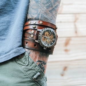 Men's leather watch, Steampunk watch, Vintage wrist watch, Mechanical Watch, Brown leather cuff, Watch cuff, Leather bracelet, Watch band image 3