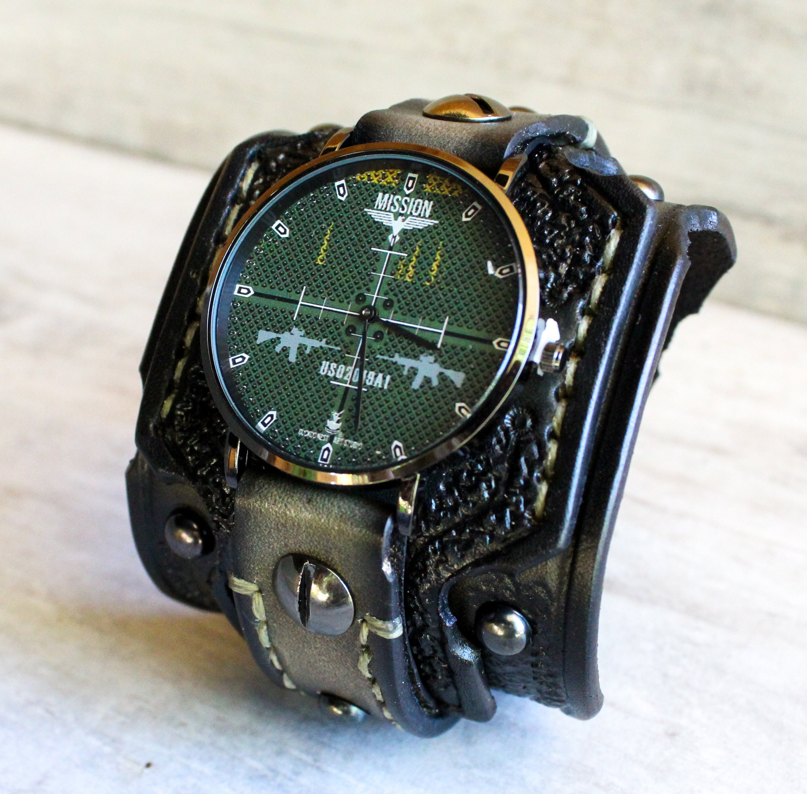 Reloj de cuero de estilo militar, reloj ARMY, puño de reloj de cuero para  hombres, reloj de hombre de aspecto vintage, pulsera verde, regalos del  ejército para soldado -  México