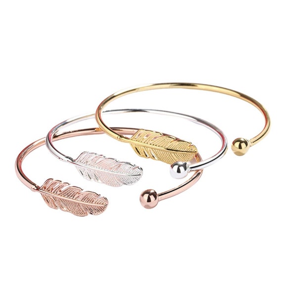 Rose gold leaf best sale bracelet